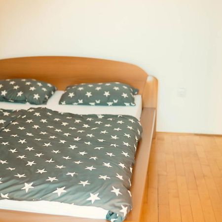 Hostel Τούζλα Εξωτερικό φωτογραφία