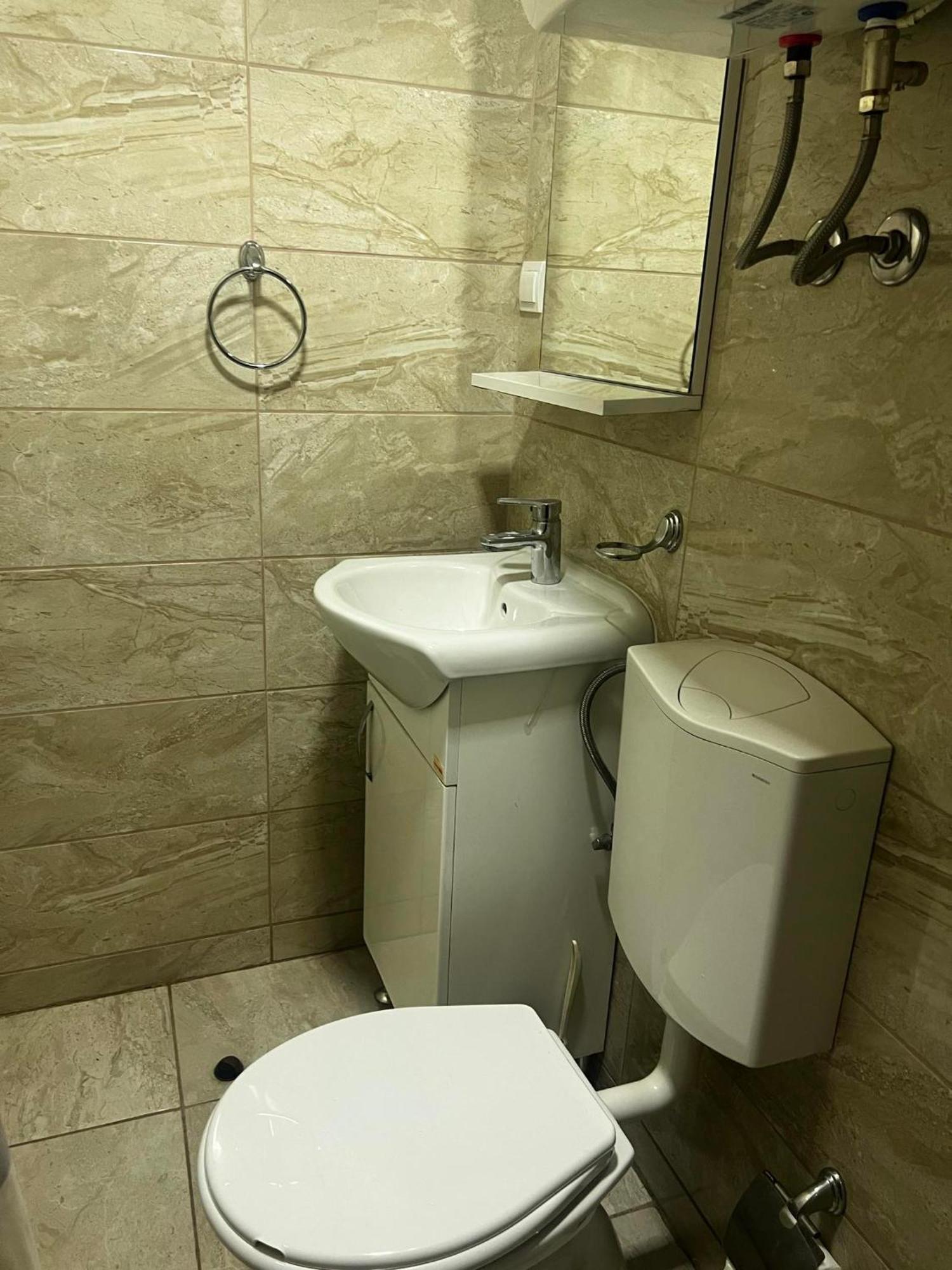 Hostel Τούζλα Εξωτερικό φωτογραφία