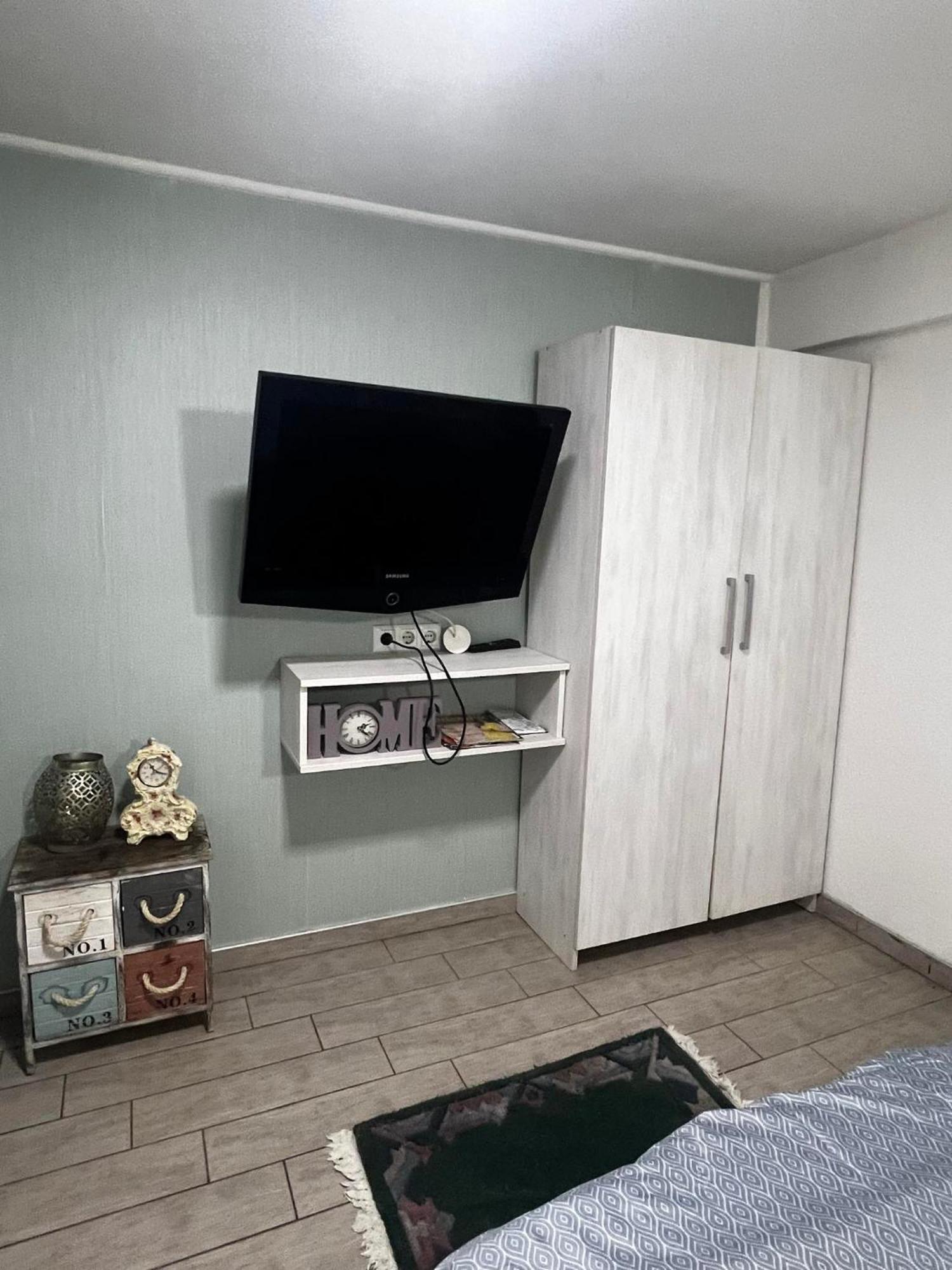 Hostel Τούζλα Εξωτερικό φωτογραφία