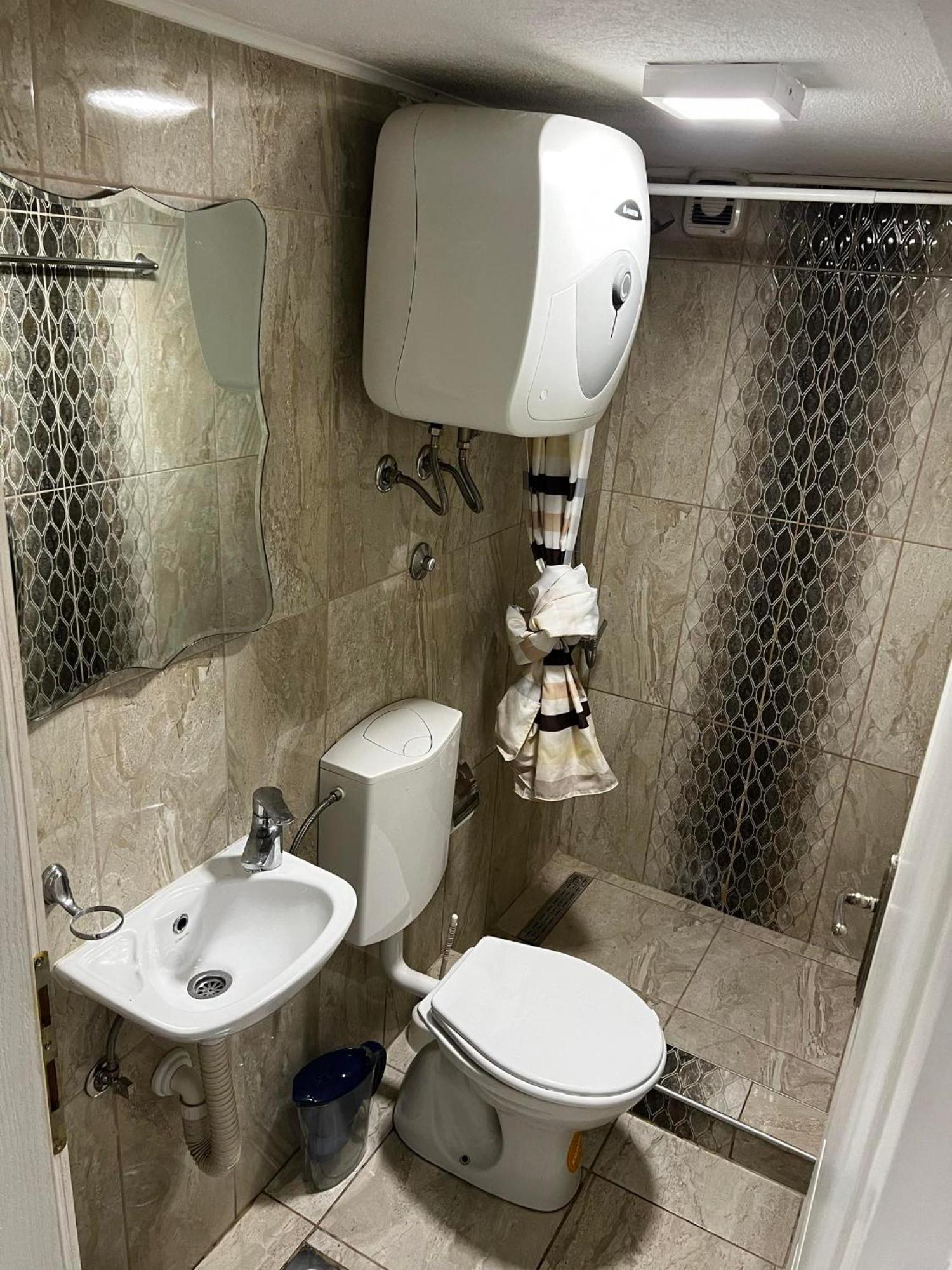 Hostel Τούζλα Εξωτερικό φωτογραφία
