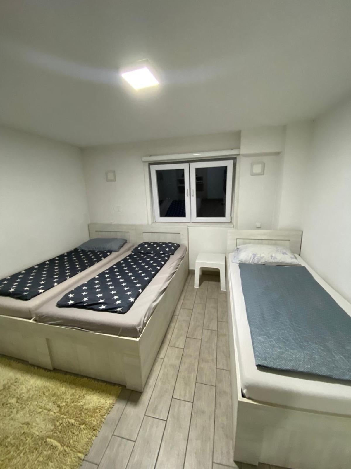 Hostel Τούζλα Εξωτερικό φωτογραφία